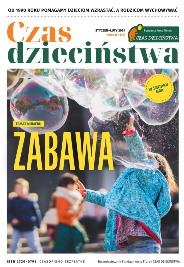 Okładka 21. numeru dwumiesięcznika Czas Dzieciństwa. Na okładce dzieci bawiące się bańkami mydlanymi. Tematem numeru jest zabawa.